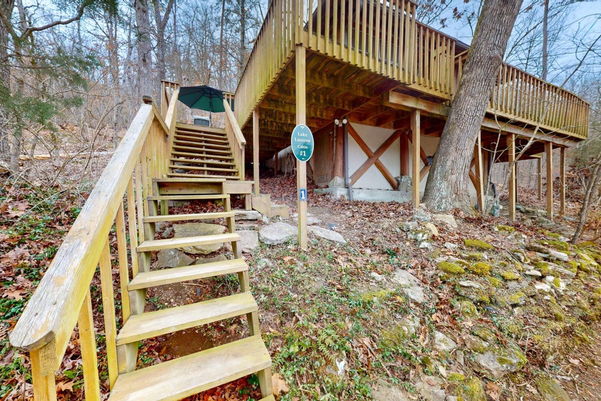 Lake Lucerne - Treehouse Cabin #01 Eureka Springs Eksteriør bilde